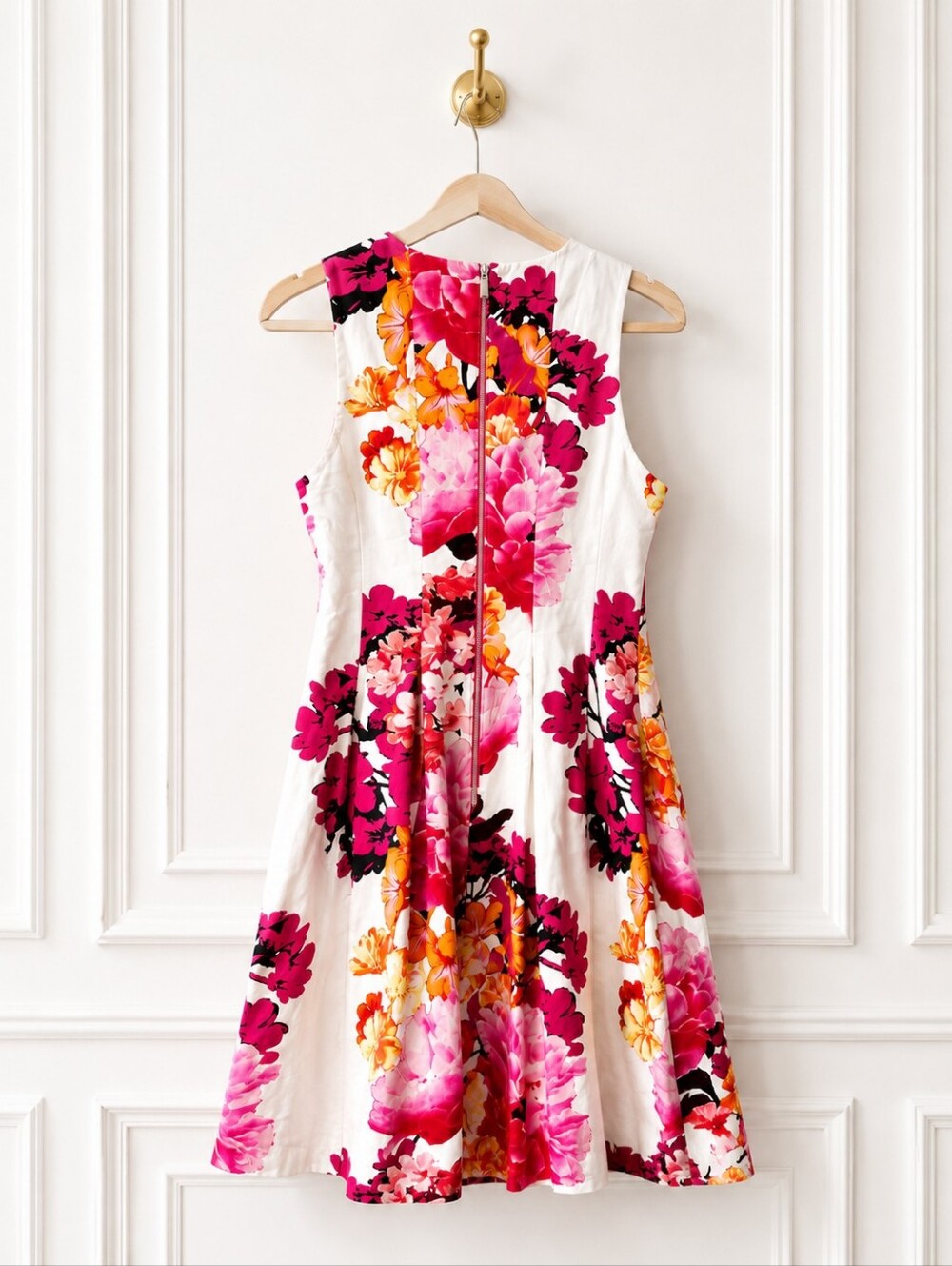 Vince Camuto Floral Fit & Flare Sleeveless Dress Size 12 Pink White Orange Midi - Picture 6 of 8